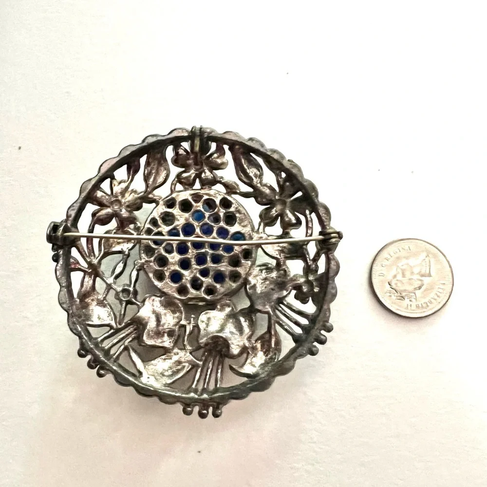 Vintage Brooch Metal Floral Daisy Roses Victorian Lapel Scarf Pin